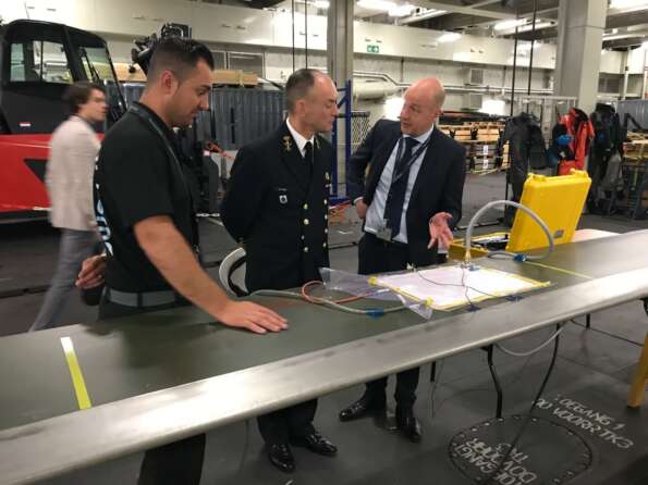 Lire la suite à propos de l’article Aeroform AHB380D Hot bonder used for NH90s rotor blade repair